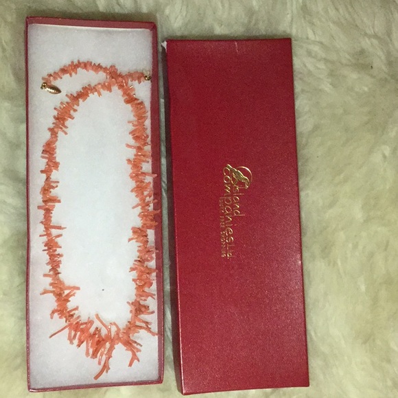 Pink Coral Neclace - Picture 1 of 3